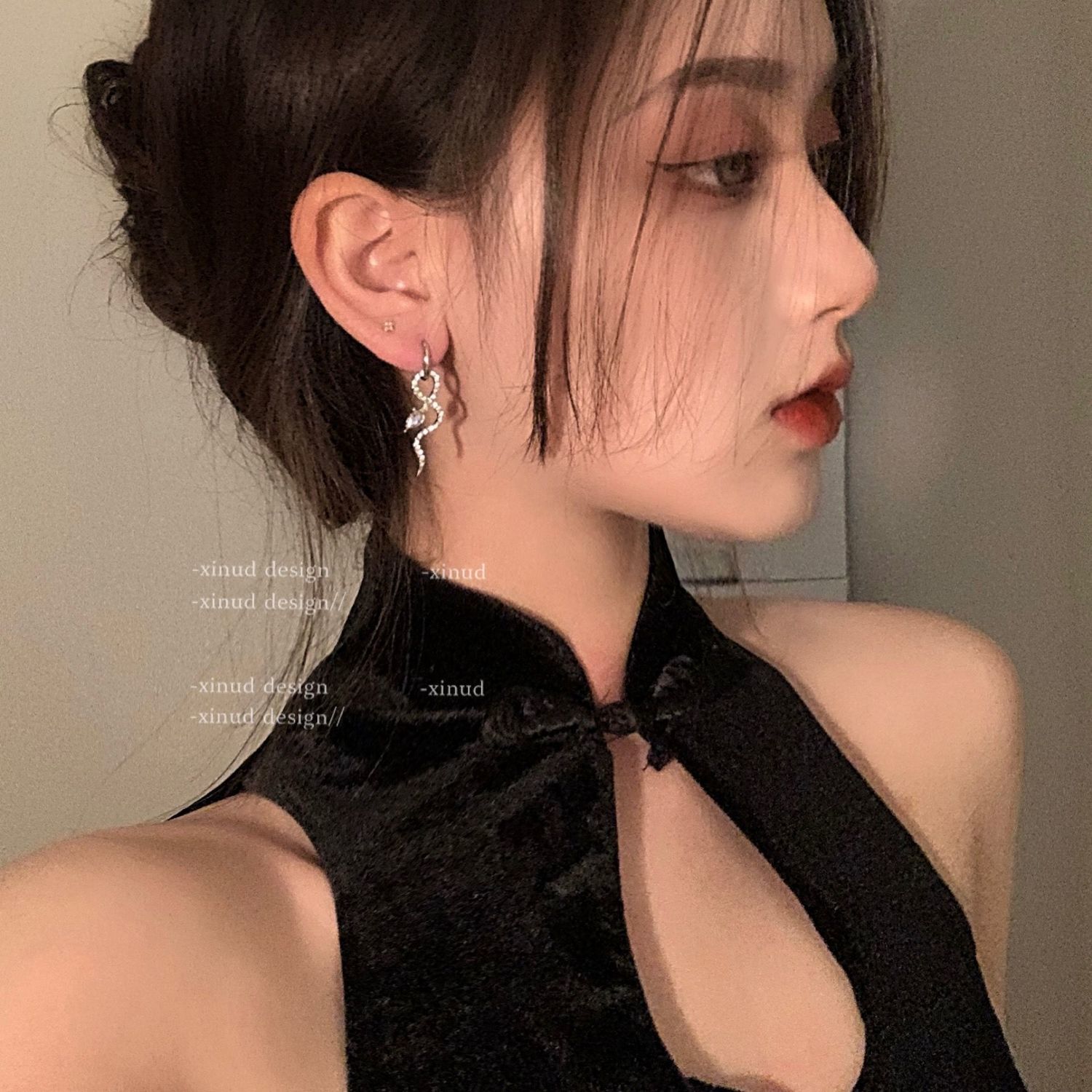 xinud light luxury style! snakelike winding european and american dark girl personality punk stud earrings design creative earrings