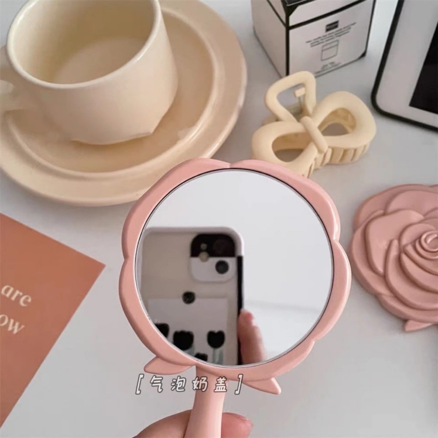 Ins Style Rose Flower Hand-Hold Mirror Portable Portable Handheld Makeup Mirror Student Dressing Good-looking Small Mirror