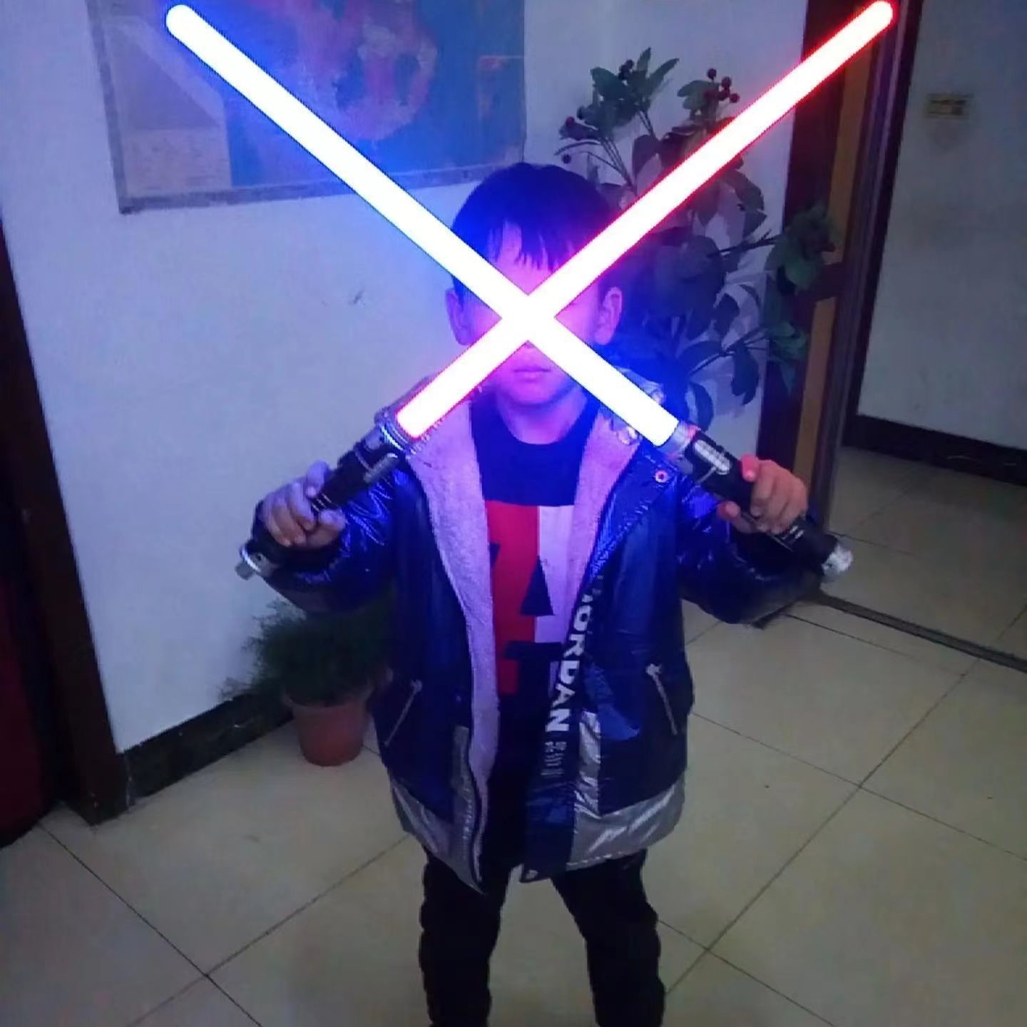 laser sword star wars light sword children‘s toys laser sword retractable two-in-one luminous boy weapon sword