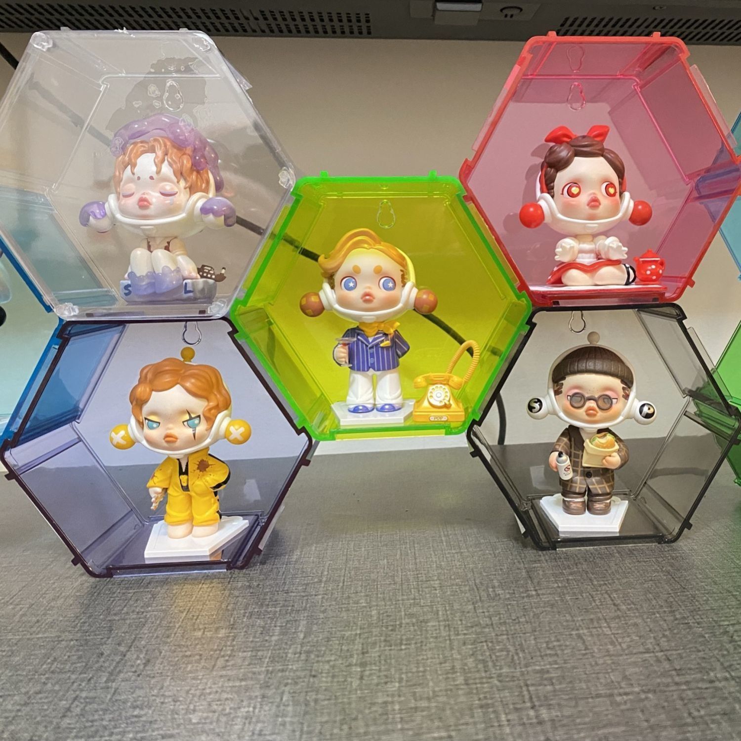 Hexagonal Diamond Model Display Box Transparent Bi Qi Molly Doll Blind Box Hand-Made Honeycomb Storage Box