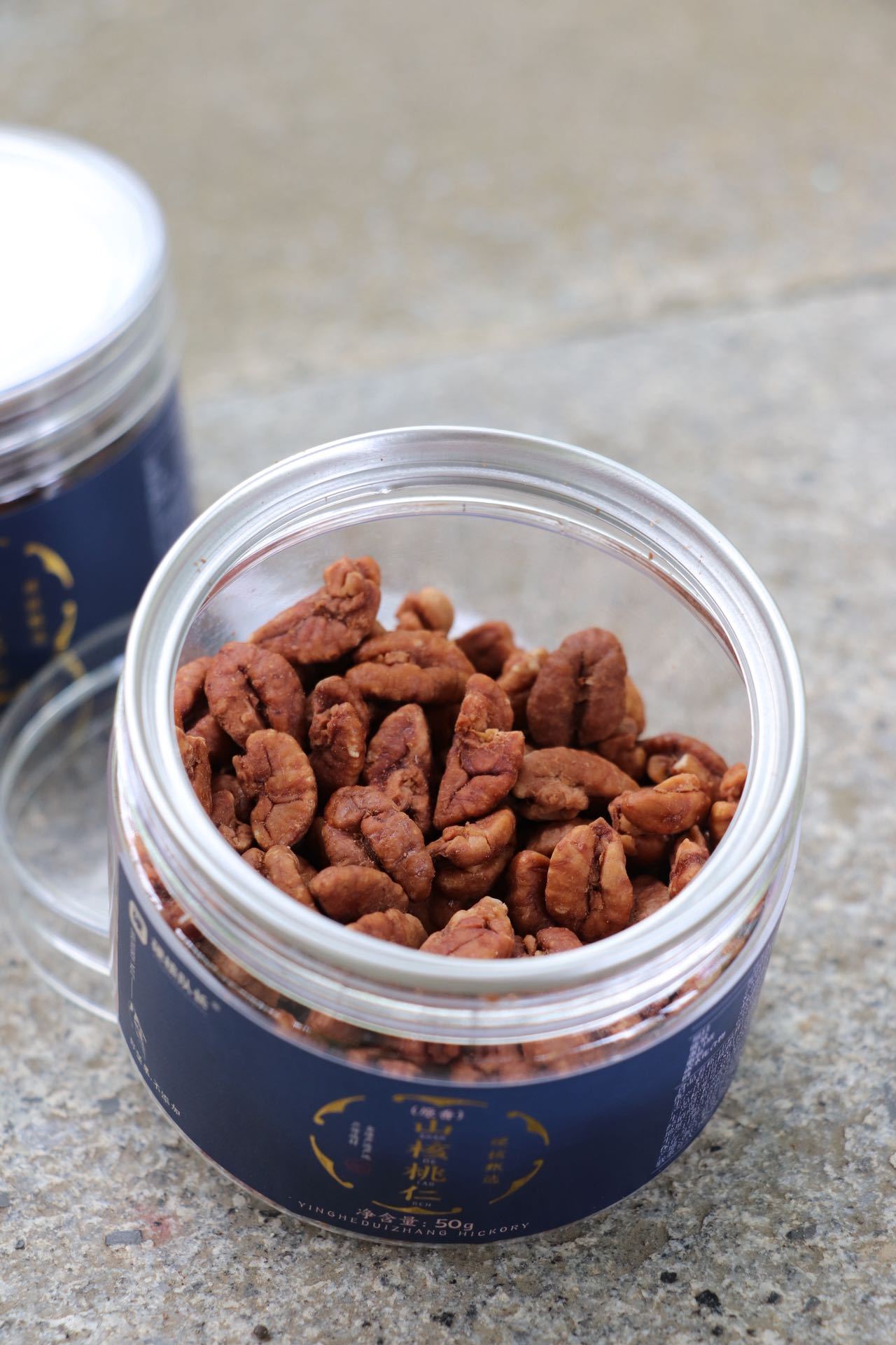 临安山核桃仁：白露时节的一口鲜，是山民爬上十米树的虔诚