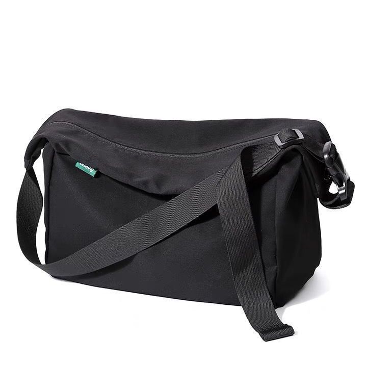 Japanese Style Single Shoulder Trendy Casual For Men Student Satchel Sports Messenger Large Capacity Crossbody Men's Bag_voghion.com