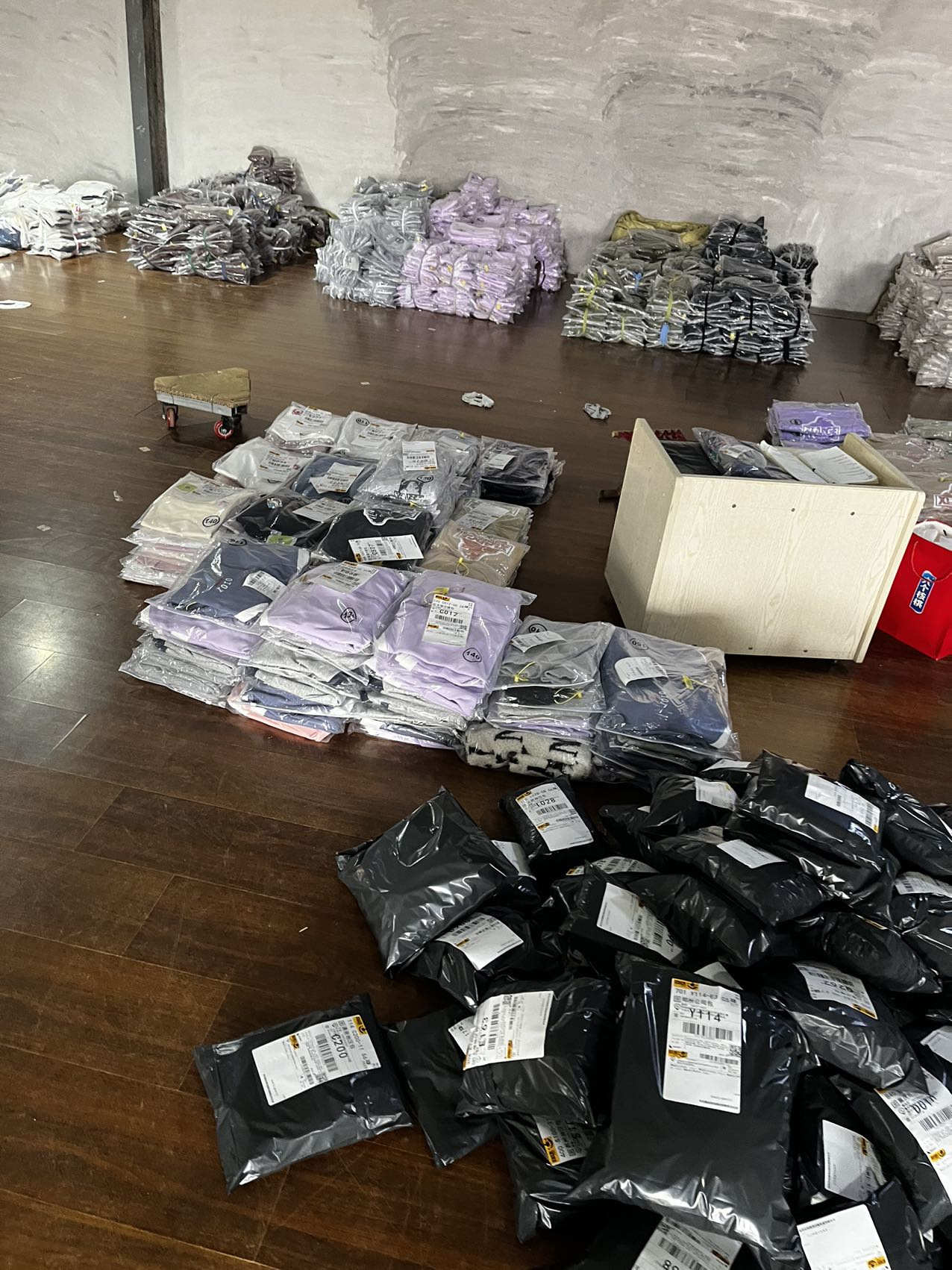 卡卡好物•社群团 介绍图