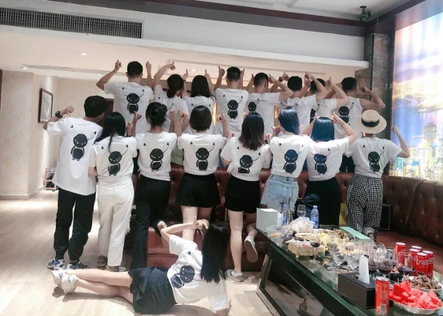 大牌服装厂（订阅看新款） 介绍图