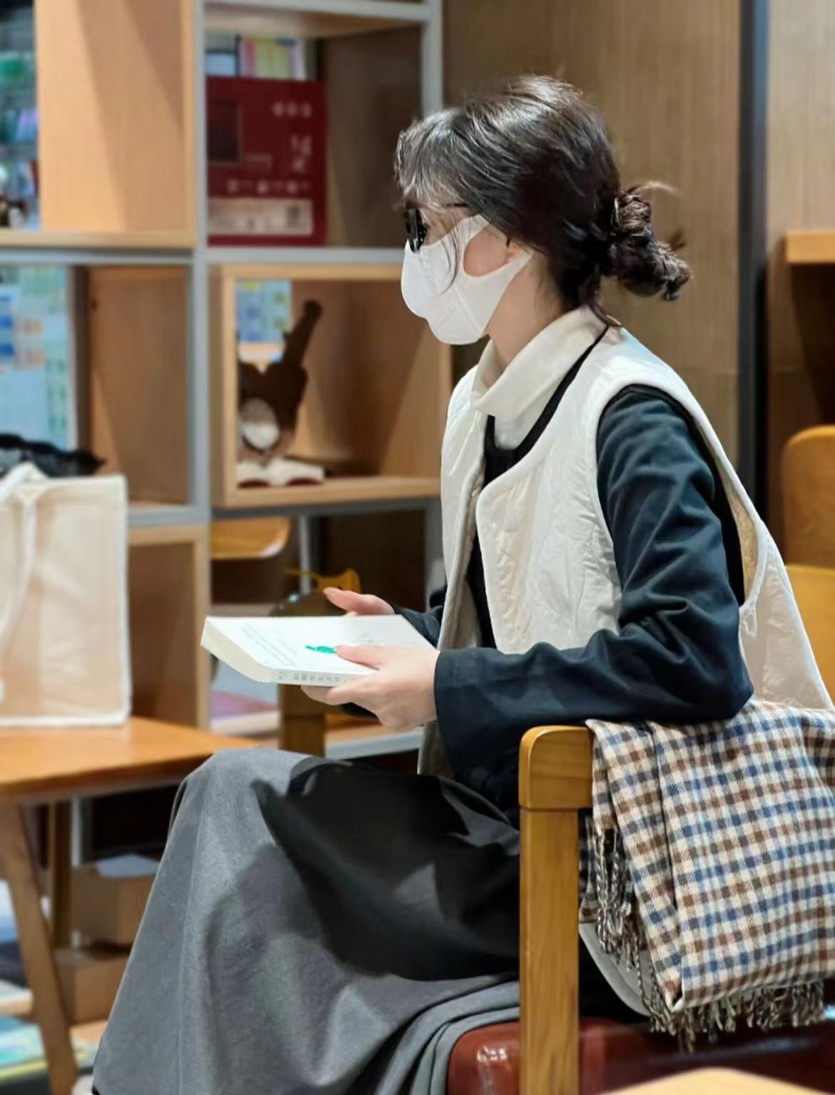 这一件，穿得暖也穿得出彩