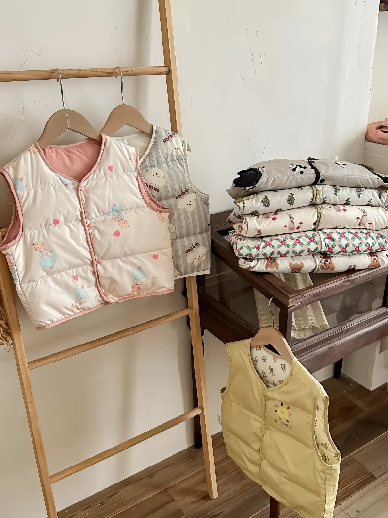 【Junchun俊淳】双面穿羽绒马甲：温暖陪伴，舒适至上