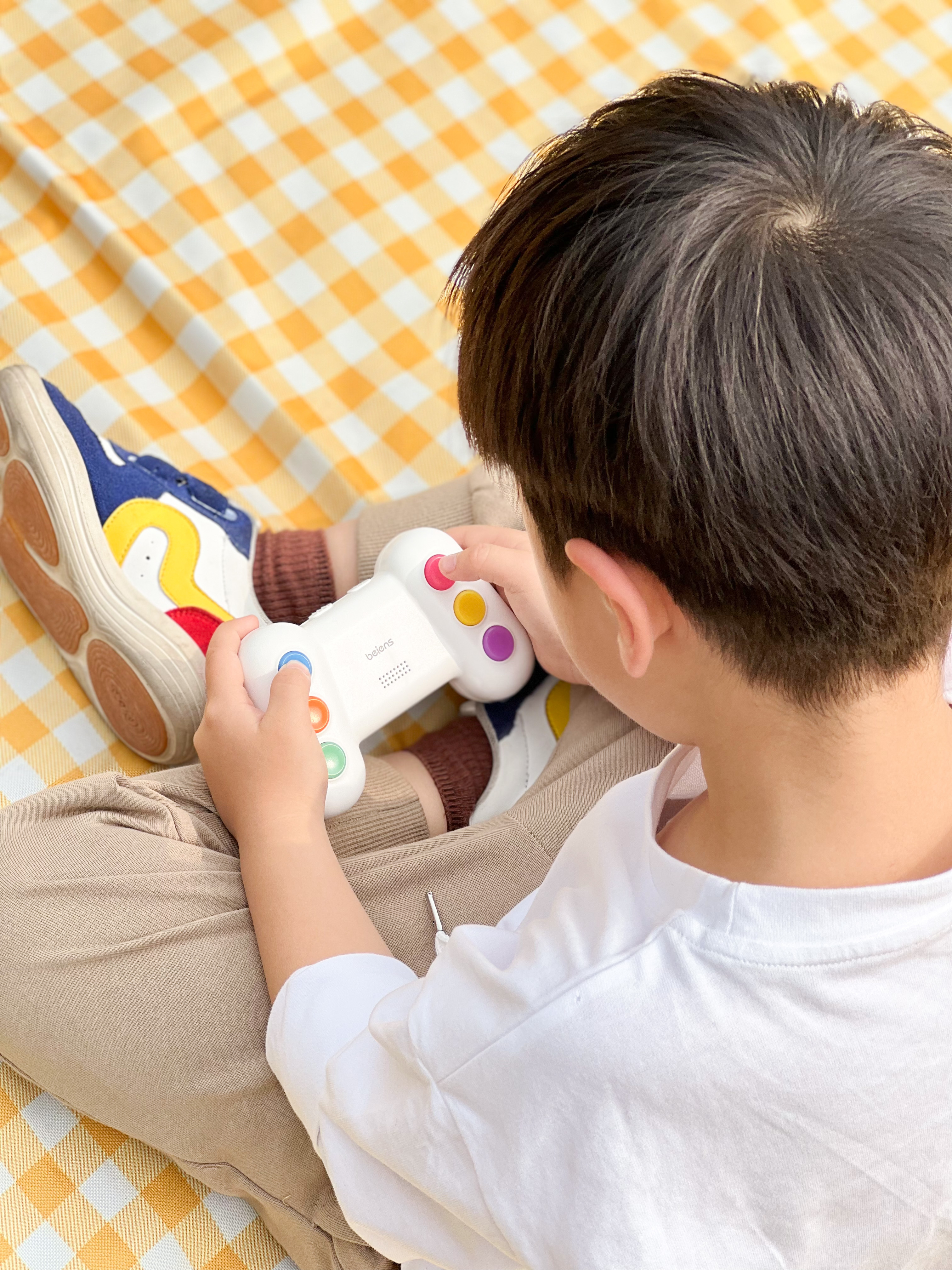 贝恩施记忆训练机：小小灯光，点亮孩子的大脑星空