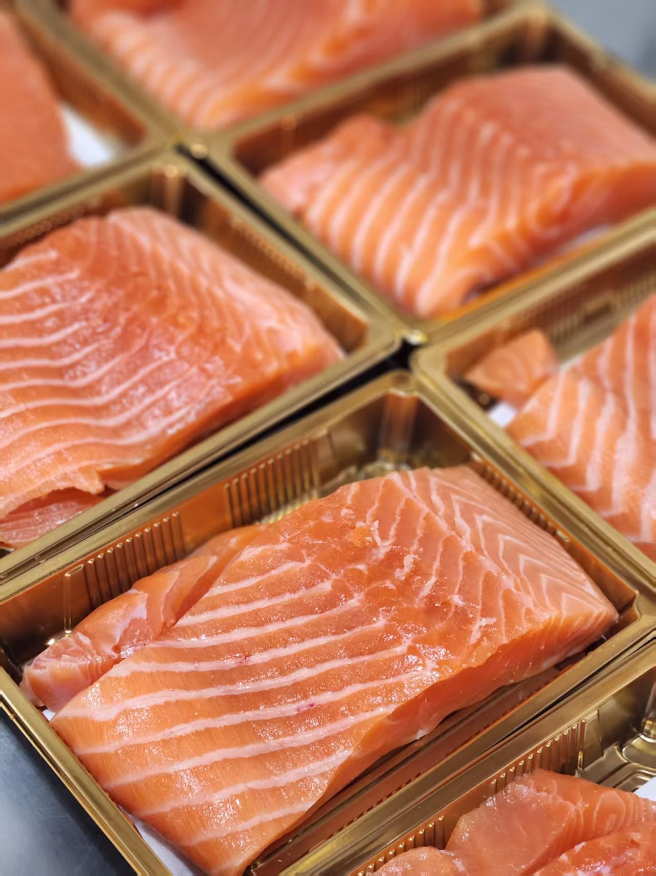 挪威三文鱼的滋味，从维京海风吹进寻常人家的饭桌