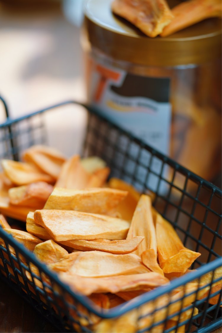 0添加·菠萝蜜果干：一口咬住热带阳光的酥脆甜蜜