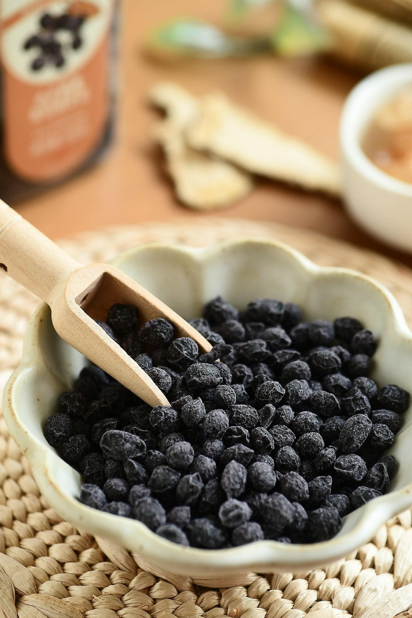 “朴食有方·当归黑豆”：拯救暗黄脸色和掉发的温柔力量