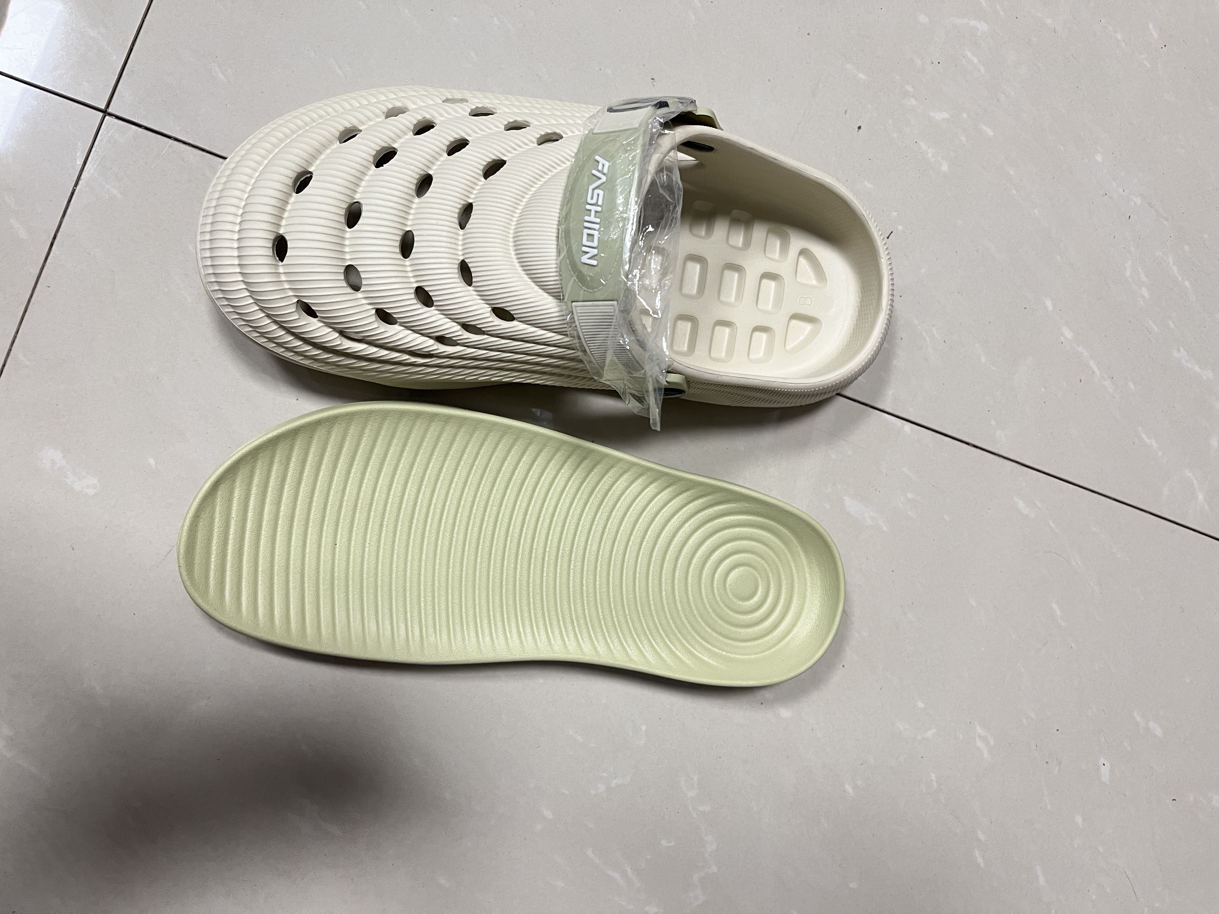 穿Mu&Cu溯溪洞洞鞋，踩过千年前的山水诗意