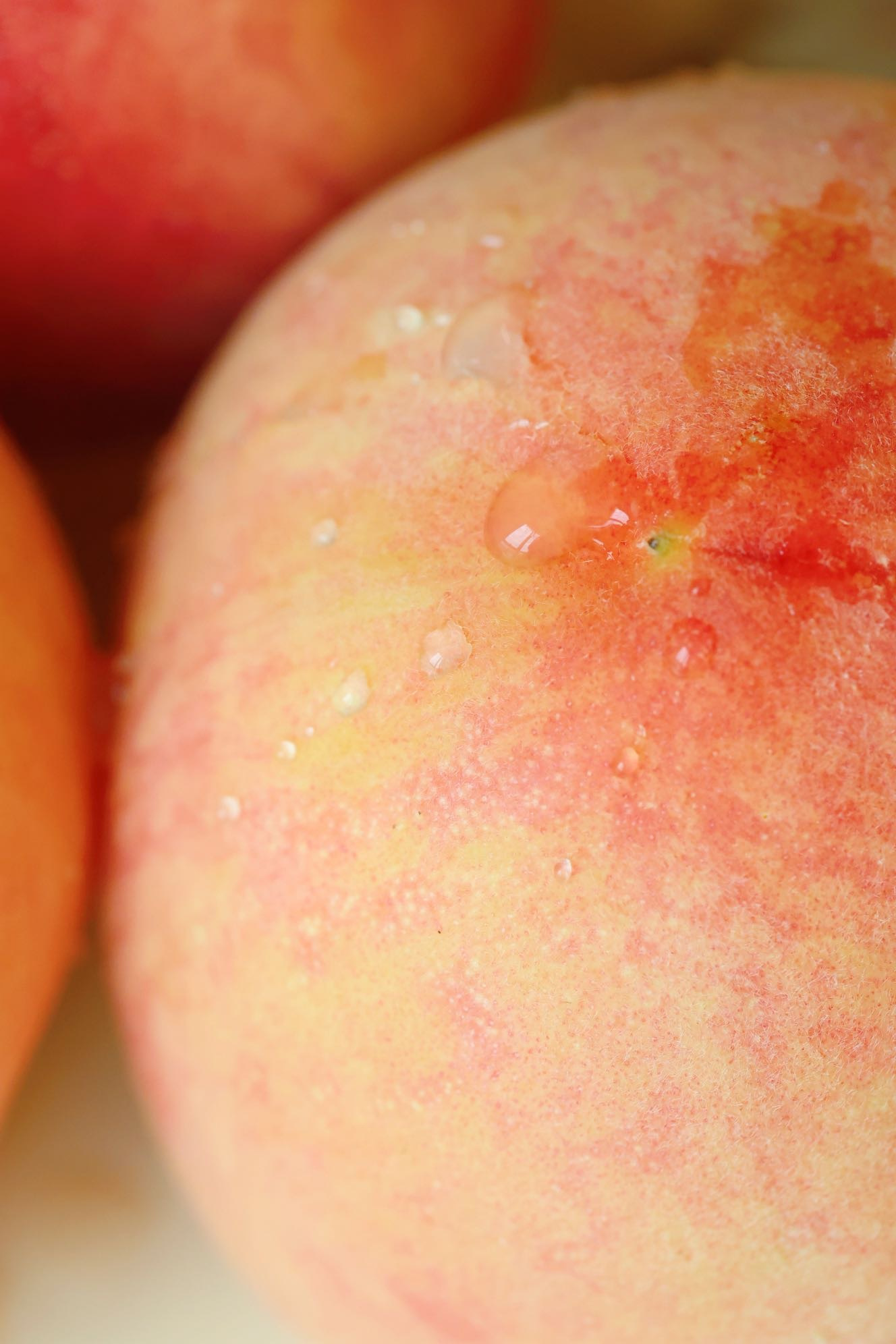 『阳山湖景水蜜桃』：10天限定的甜蜜盛宴，一口尝尽夏天的馈赠